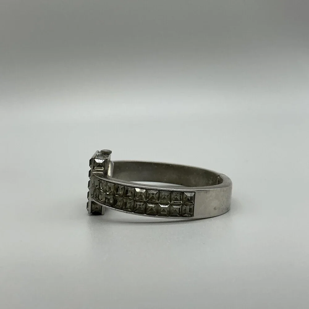 Xanadu Womens Watch 22mm MOP Dial Silver Tone Crystals Bangle New Battery 6.25